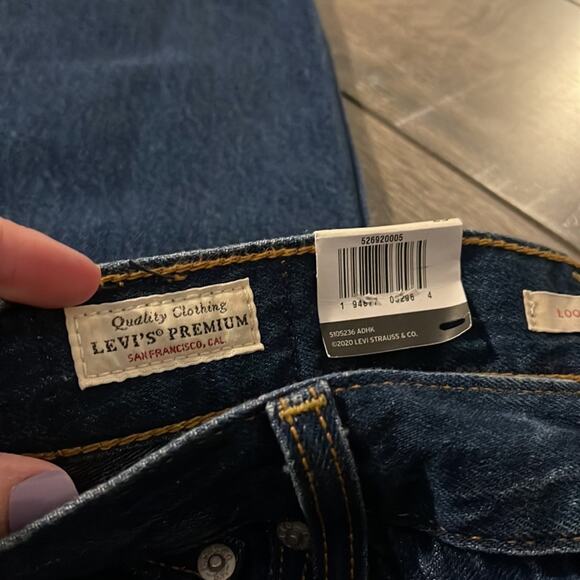 NEW Levi's Loose Taper Crop Blue Jeans Women's Size 25 NWT - Picture 4 of 7